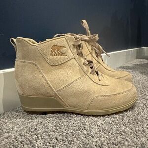 Sorel Women's Beige Suede Wedge Sneakers